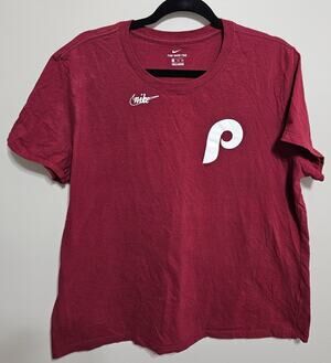The Nike Tee Philadelphia Phillies MLB Women's Maroon Size XXL V-Neck SS T-Shirt